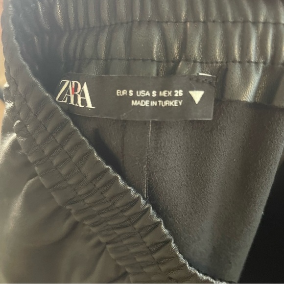 ZARA Women’s Faux Leather Black Joggers Small - Picture 6 of 8